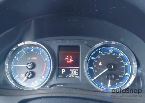 2018 Toyota Corolla L из США, поврежденный, VIN 2T1BURHEXJC984699